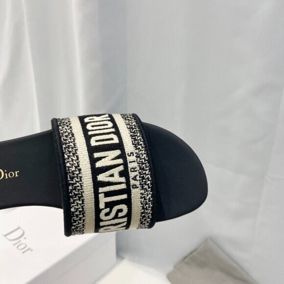 Christian Dior Black Over the Knee Boots - Picture 6 of 8